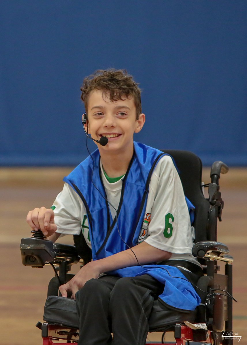 HotShotsPower's tweet image. Shout out to all the new Hot Shot members who just recently finished their first full season with the Hot Shots! "Little" Luke #25, "Big" Luke #6, Lizzie #1, &amp;amp; Shelby #26.

Photos credit @DavidArnold58

#MKseries19 #soccer #newfriends #teammates #newseason #powersoccerlife