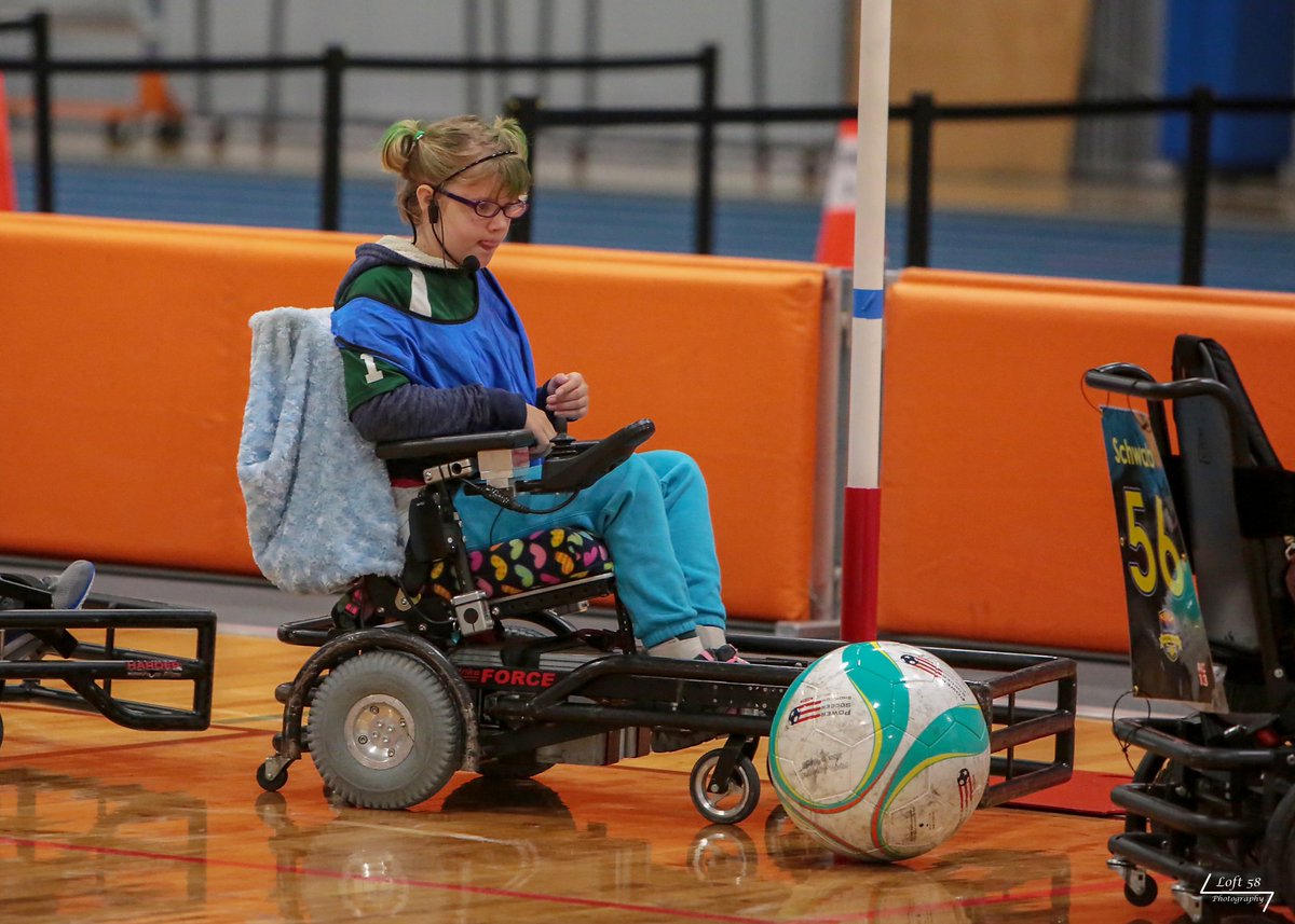 HotShotsPower's tweet image. Shout out to all the new Hot Shot members who just recently finished their first full season with the Hot Shots! "Little" Luke #25, "Big" Luke #6, Lizzie #1, &amp;amp; Shelby #26.

Photos credit @DavidArnold58

#MKseries19 #soccer #newfriends #teammates #newseason #powersoccerlife
