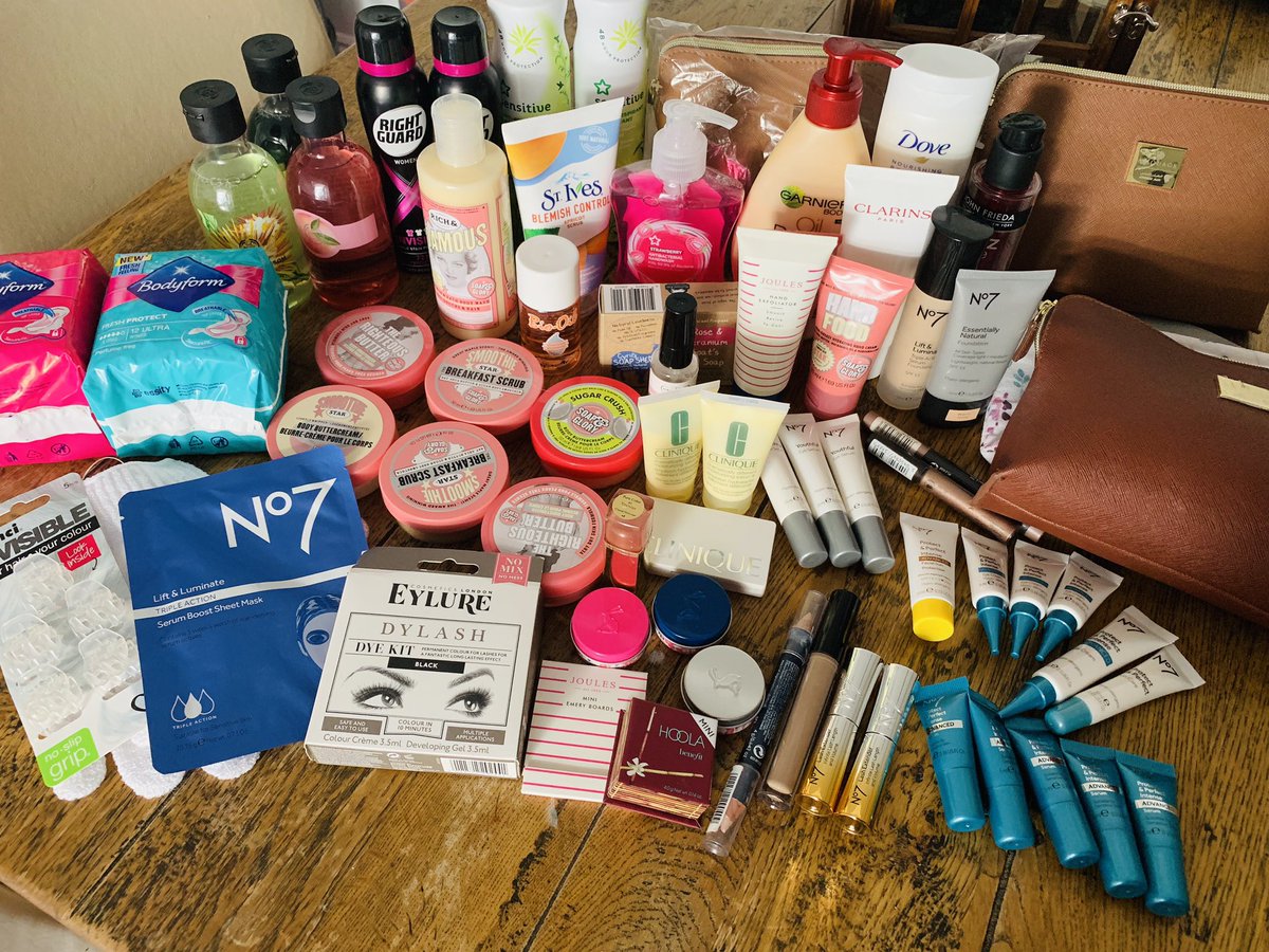 Fantastic donation from our drop off point in The Body Shop 💛 Thank you