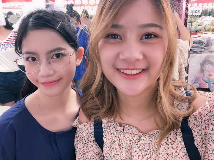 CheuARaika's tweet photo. สมจ๋าาาาา💕👭😂 #KateBNK48 #JaaBNK48 #miniminimini #BNK48 https://t.co/6nxuSTzK3m