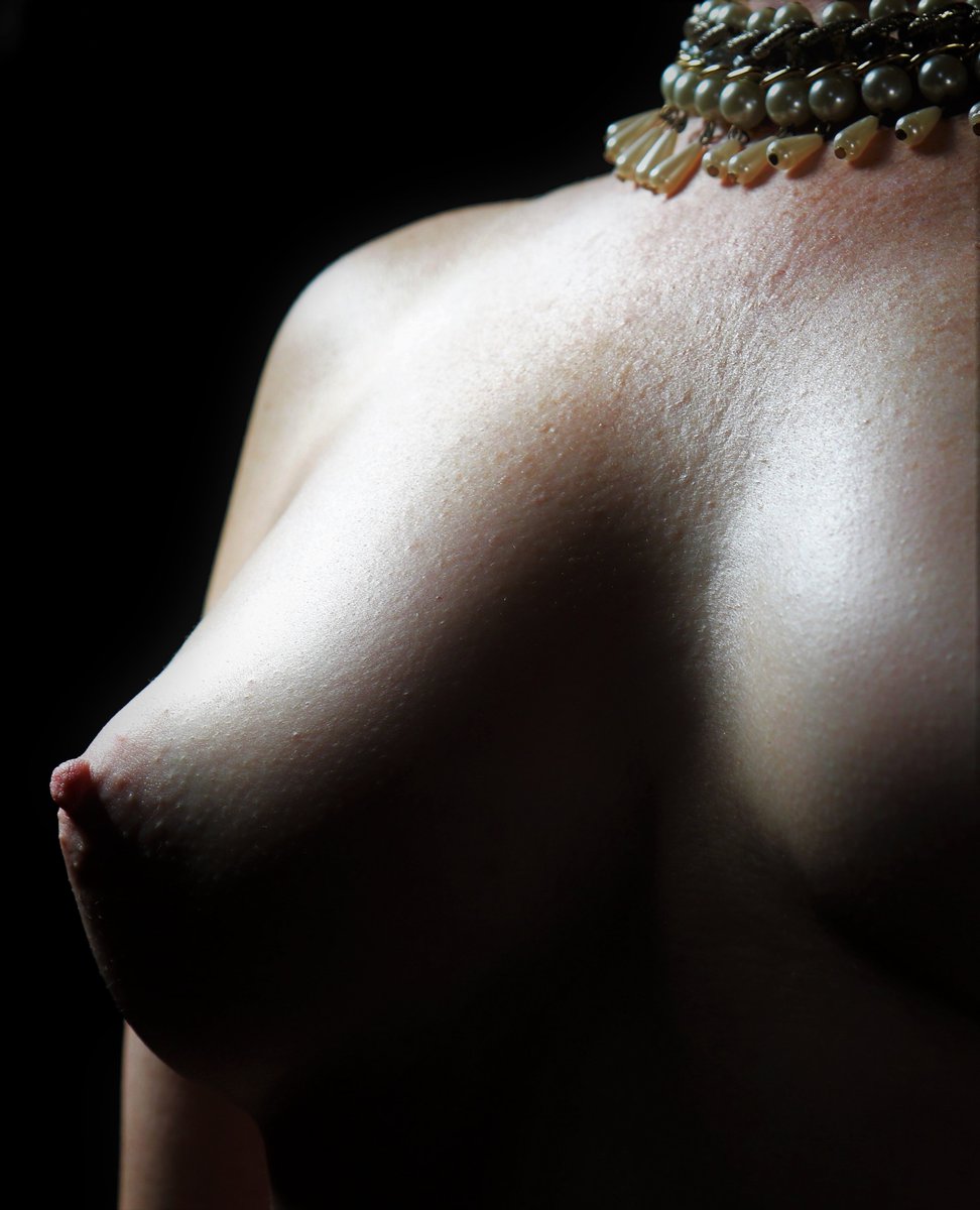 Large nipples on women, nonude cherish