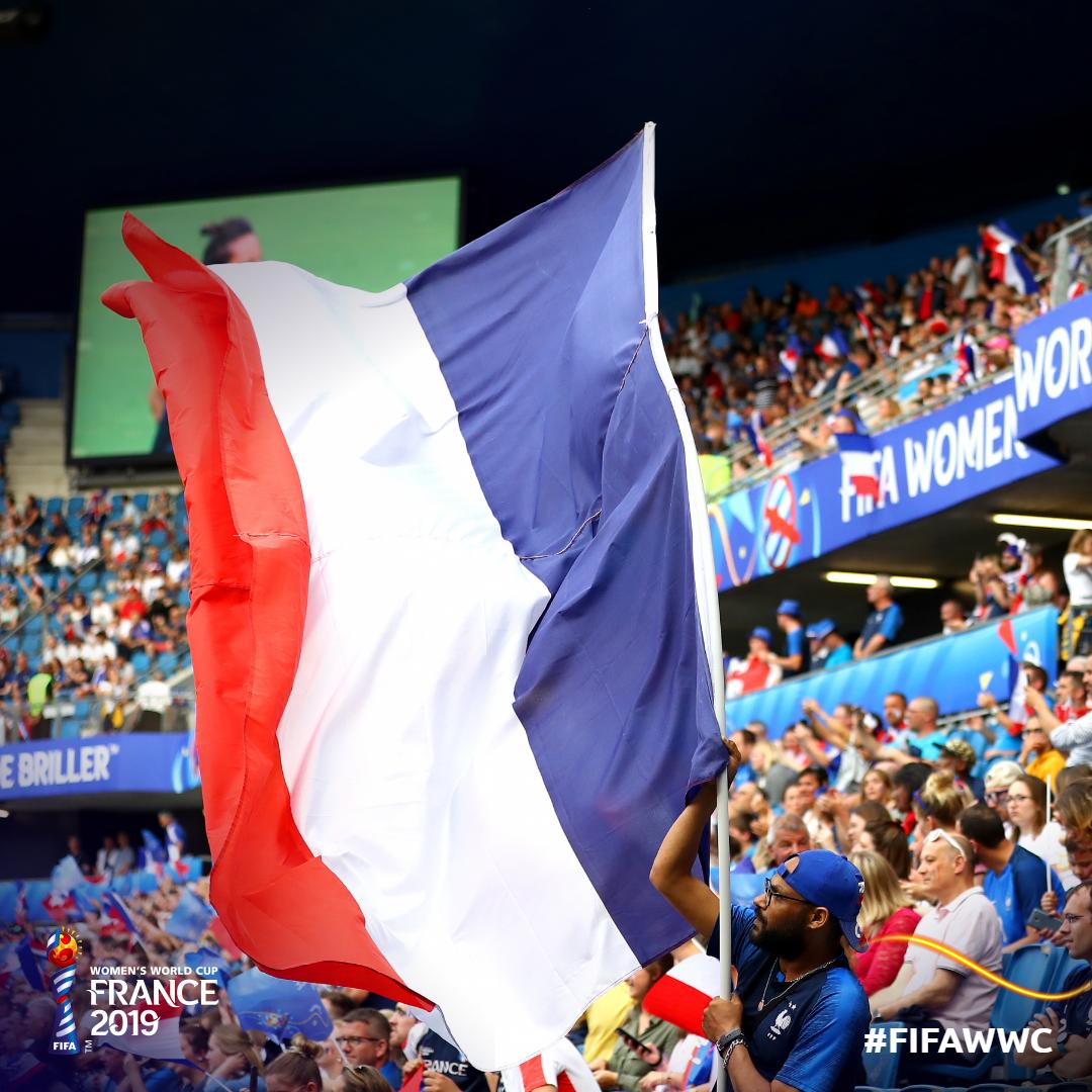 Emma Hingant, FIFA tweet media