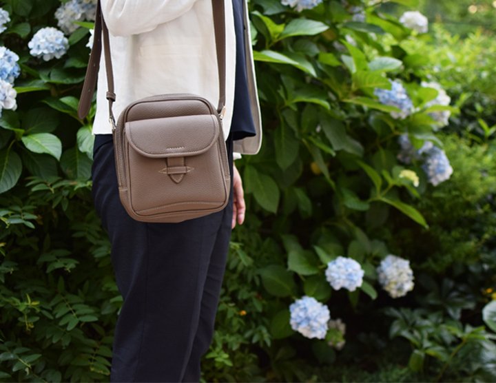 ゆったり柔らか ル・ボナー オブレ ネイビー | dizmekaro.com