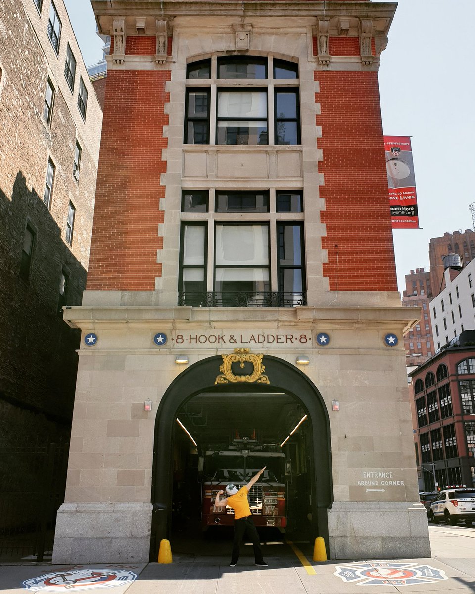 Vanderhorne's tweet photo. Who ya gonna call? #wheresshiro #newyorklives 
#nyny #ghotsbusters #thisisluchatown #luchabritannia #londonschoolofluchalibre #firestation #NYFD #vanderhorne #luchalibre  #danakroyd #billmurray #haroldramis #erniehudson #sigourneyweaver #rickmoranis #actionfigure #lucha #luchador https://t.co/CM966pNKWV