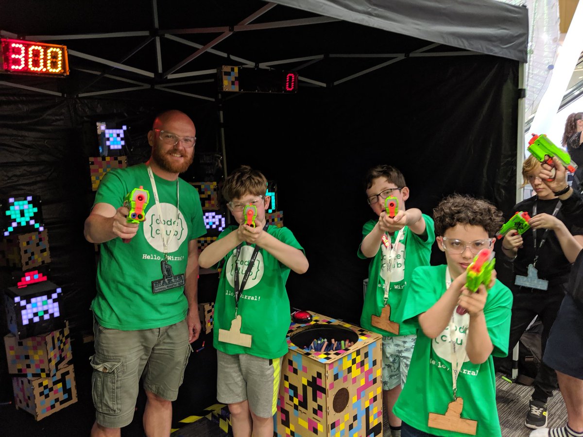 Playing <a href="/MadeInvaders/">Made Invaders</a>! #LivMF19