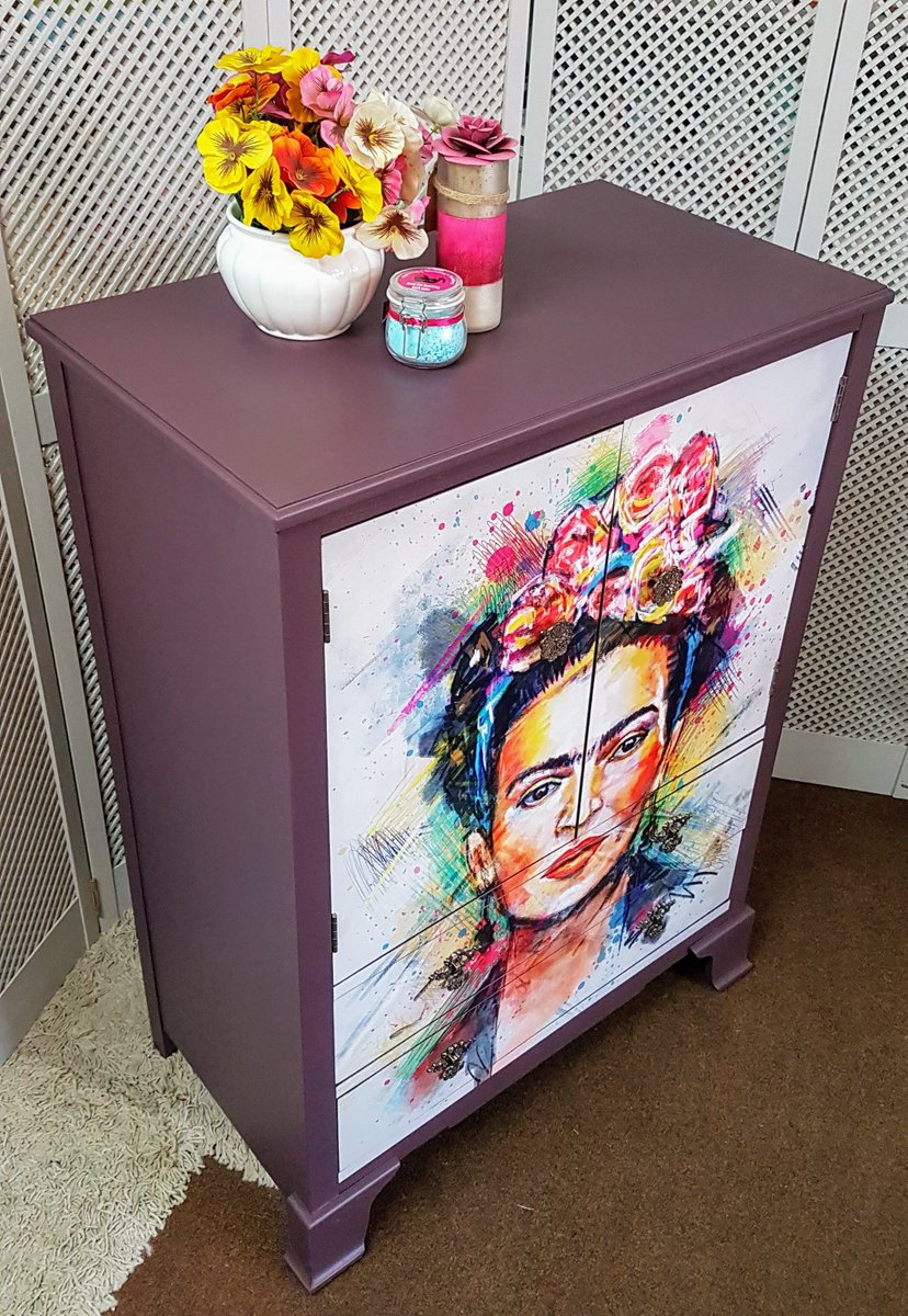 funkifythis's tweet photo. This is Frida! Our newest addition for sale in the shop. We have used the gorgeous new #FusionMineralPaint colour Twilight Geranium and added a beautiful art print of #FridaKahlo This is a very handy storage unit with doors at the top and two drawers at the bottom. 
#Crowborough https://t.co/dC9w6YZfUr