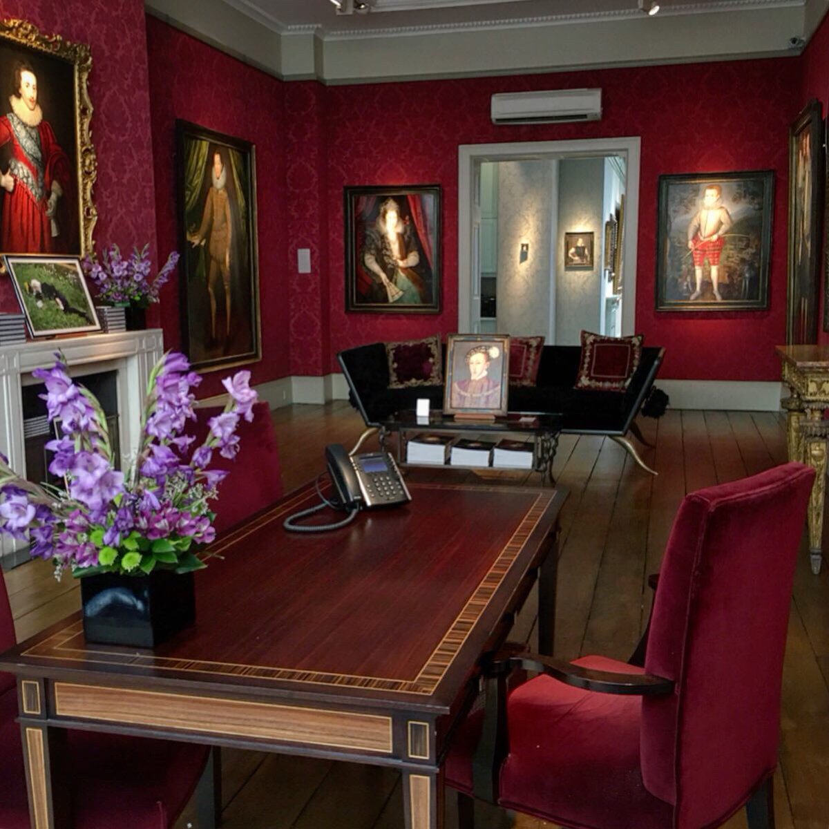 The Weiss Gallery tweet media