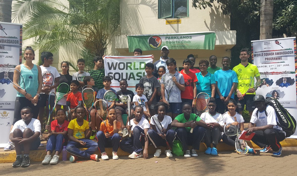 WorldSquash's tweet photo. Budding #squash players from Nairobi schools - Braeburn, Peponi, Chalan Academy &amp; Kianda School - take a break during their coaching sessions with @golansquash &amp; @CamilleSerme 

#WSFAmbassadors https://t.co/qTGYAOqPmj