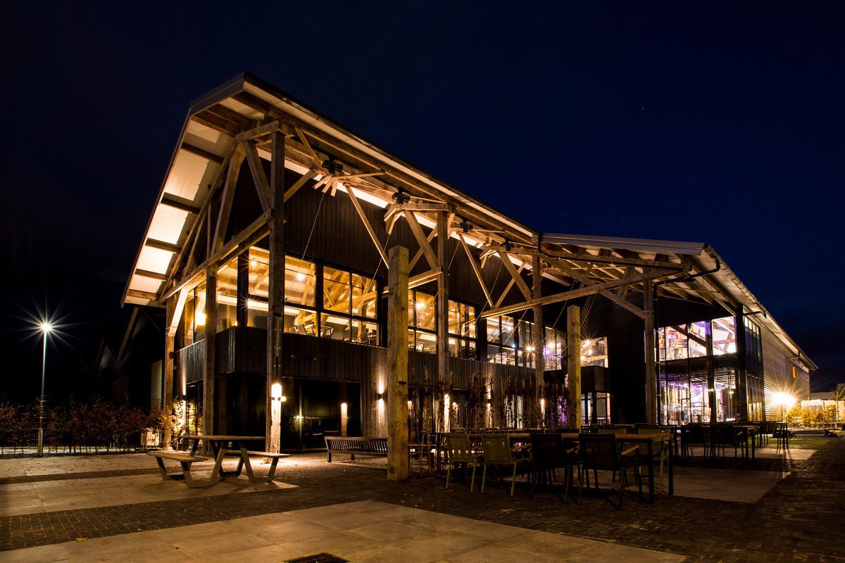 Goed nieuws! het proeflokaal van <a href="/BrouwerijDockum/">Brouwerij Dockum</a> mag open blijven
Ook in de toekomst dus volop gelegenheid om de heerlijke bieren van <a href="/KaldKletske/">Kâld Kletske</a> en de bijpassende (bier)gerechten te komen proeven. 😊. Interesse in proeverij, rondleiding of andere activiteiten kijk op de site.