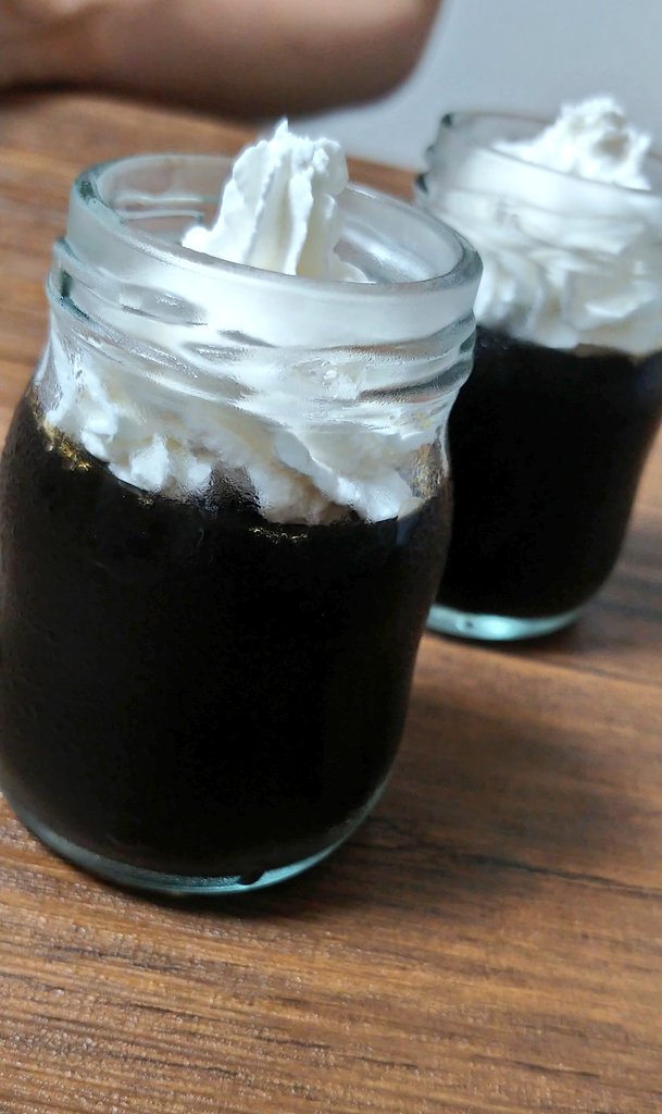 やんやん A Twitter 嫁の手作りコーヒーゼリー 深海プリンの瓶を使うとおしゃれ