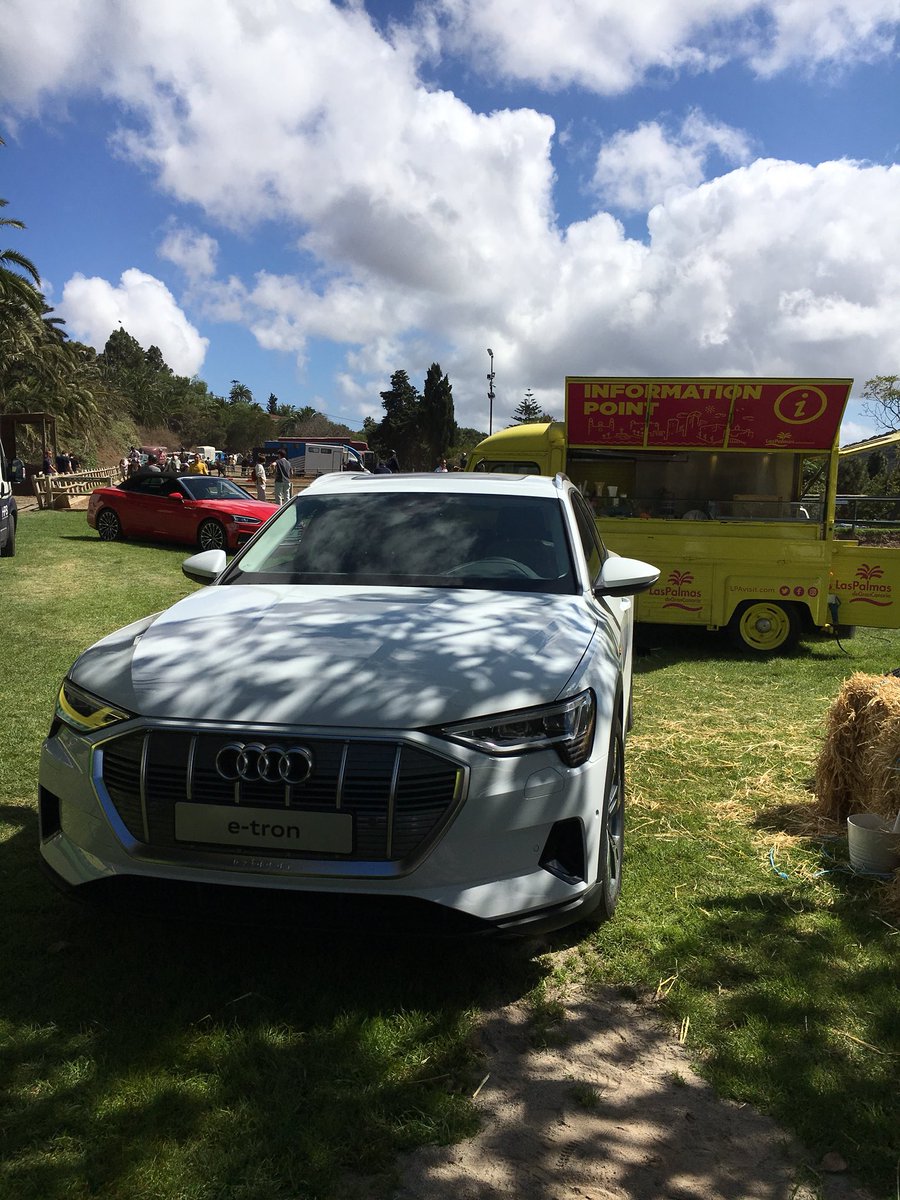 AudiCanarias's tweet photo. II día disfrutando de #CopaAudi en el #RealClubdeGolfdeLasPalmas https://t.co/QWUTwU2Ncc