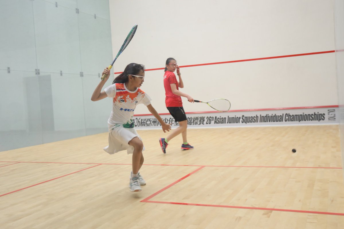 #asianjuniorchampionships2019 GU13 SF
Anrie GHoh Chu Yu (MAS) bt Anahat Singh (IND) 9, 6, 4 (18mins)
