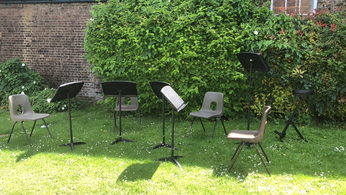 BowedWellSQ's tweet image. All ready for an al fresco performance
#KeepMusicLive #StringQuintet
#Medway