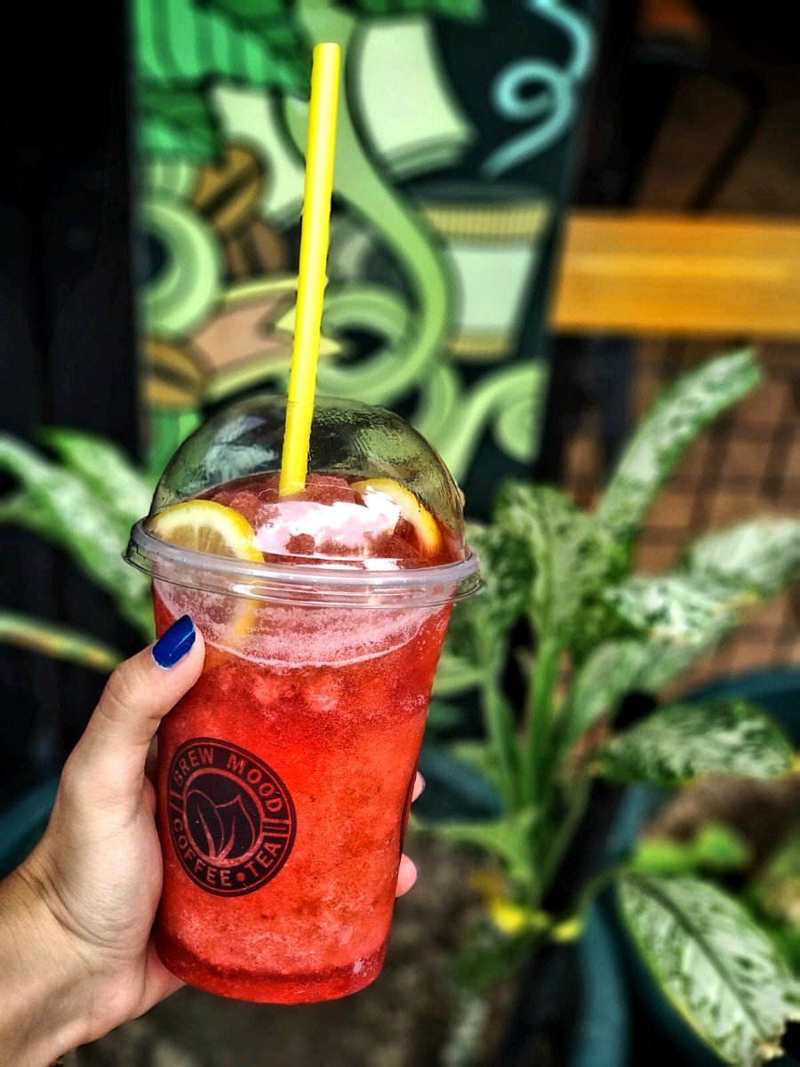 Çilek frozenla güne serin bir mola🍓 #brewmood #çilek #frozen