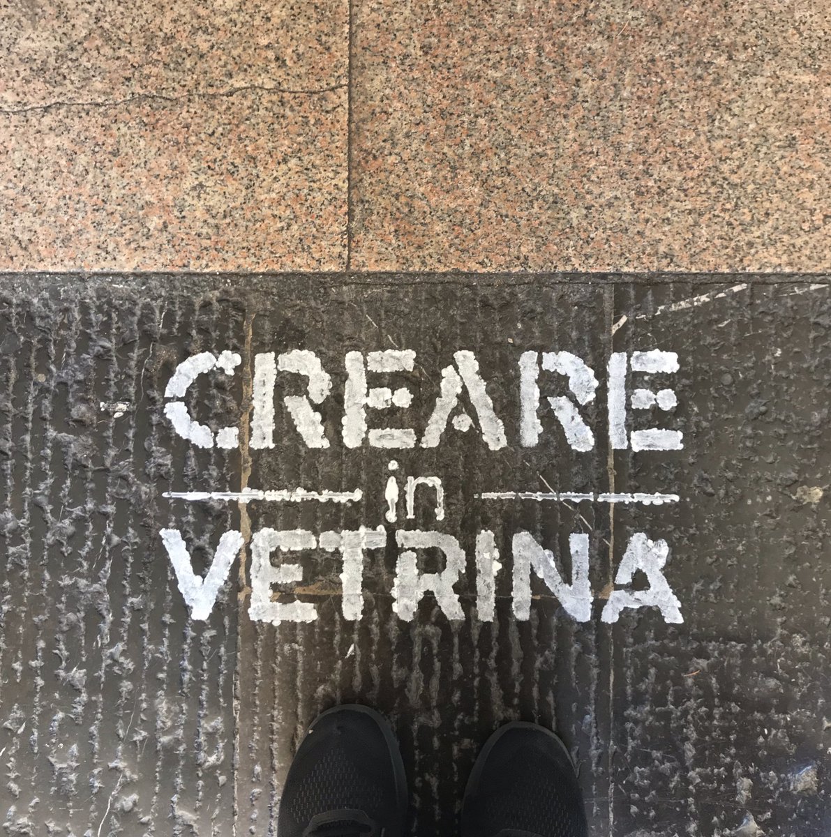 glgortani's tweet photo. Domani meno caldo a #Udine, anche per poter gustare #creareinvetrina il primo #handmadeshow organizzato da @ConfartiUdine e @ConfcommercioUd!
E per goderlo al meglio c’è un ArtigianTour alle 11.00
Info e iscrizioni > https://t.co/xoz6zYBqCV https://t.co/P59H4WunKY