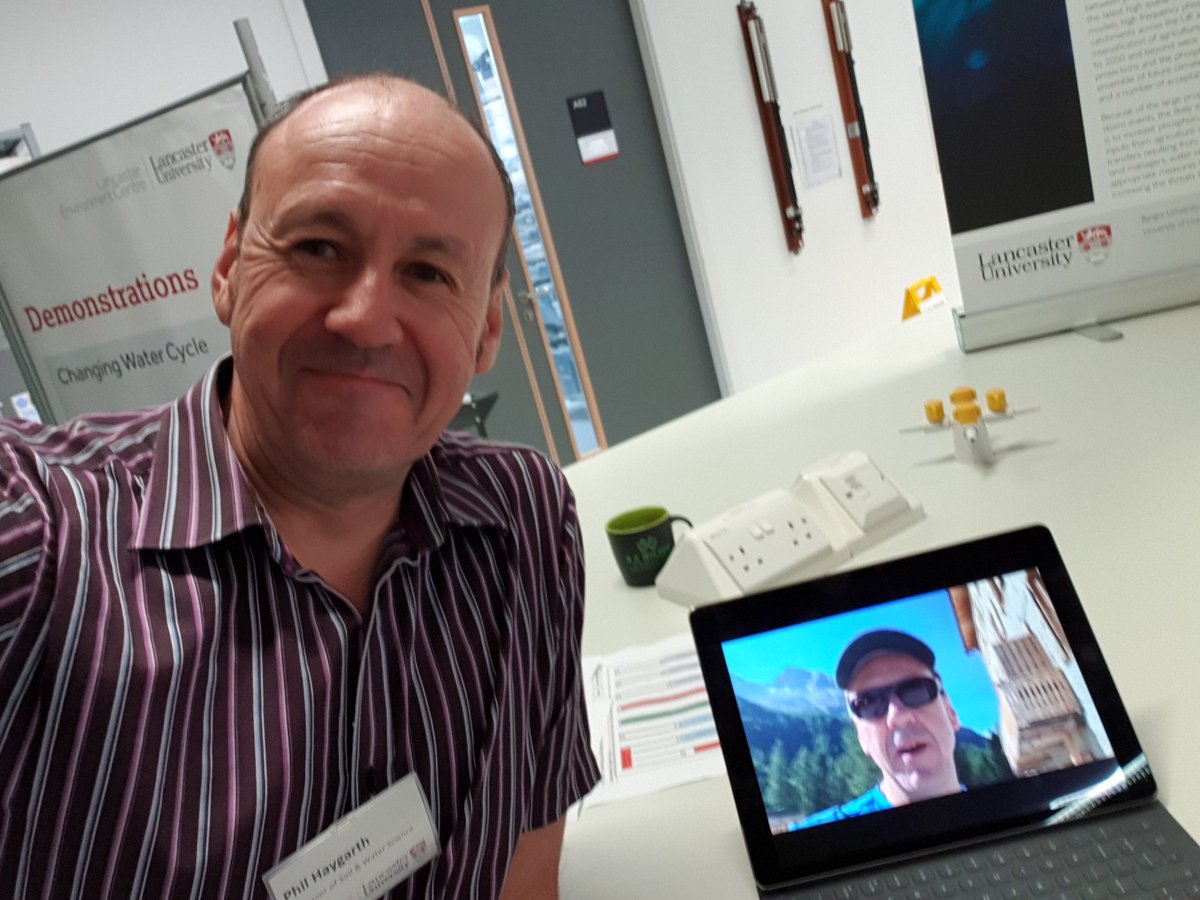 ProfPHaygarth's tweet photo. With @DrJessDavies smashing the @LancasterUni @LancsUniLEC open day #discoverlec #lovelancaster https://t.co/pZQI20b9d2