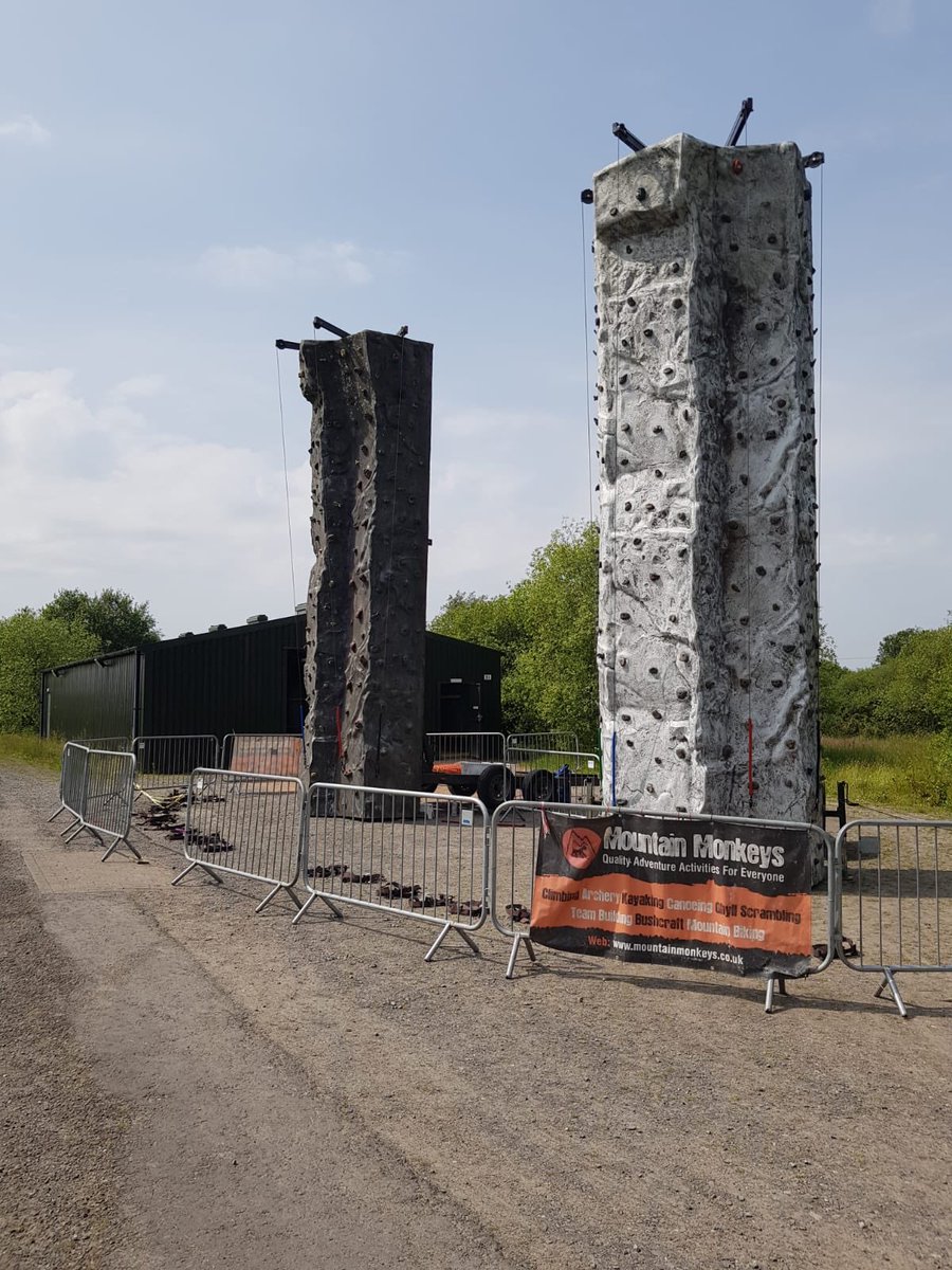 The two walls look fab as part of a charity event for #mountainrescue with <a href="/JDFoundationUK/">JD Foundation</a>

Would you like your event to have that extra #wowfactor ? If so get intouch 
 <a href="/innleisure/">Innovative Leisure</a>