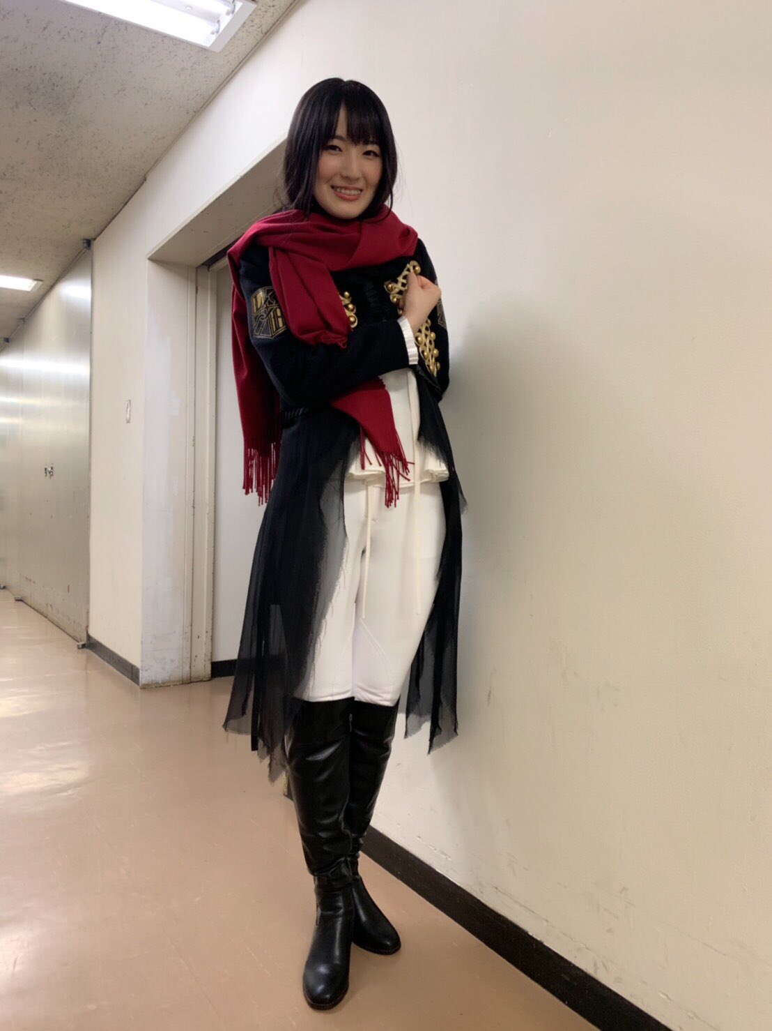 石川由依official 由依 アニソンプレミアム 夏の生放送sp Linkedhorizon 真実への進撃 より 13の冬 を フルで歌わせていただきました 初めての歌番組 しかも生放送 緊張した 3 Z でも 後ろにrevoさんがいると思うと心強かった