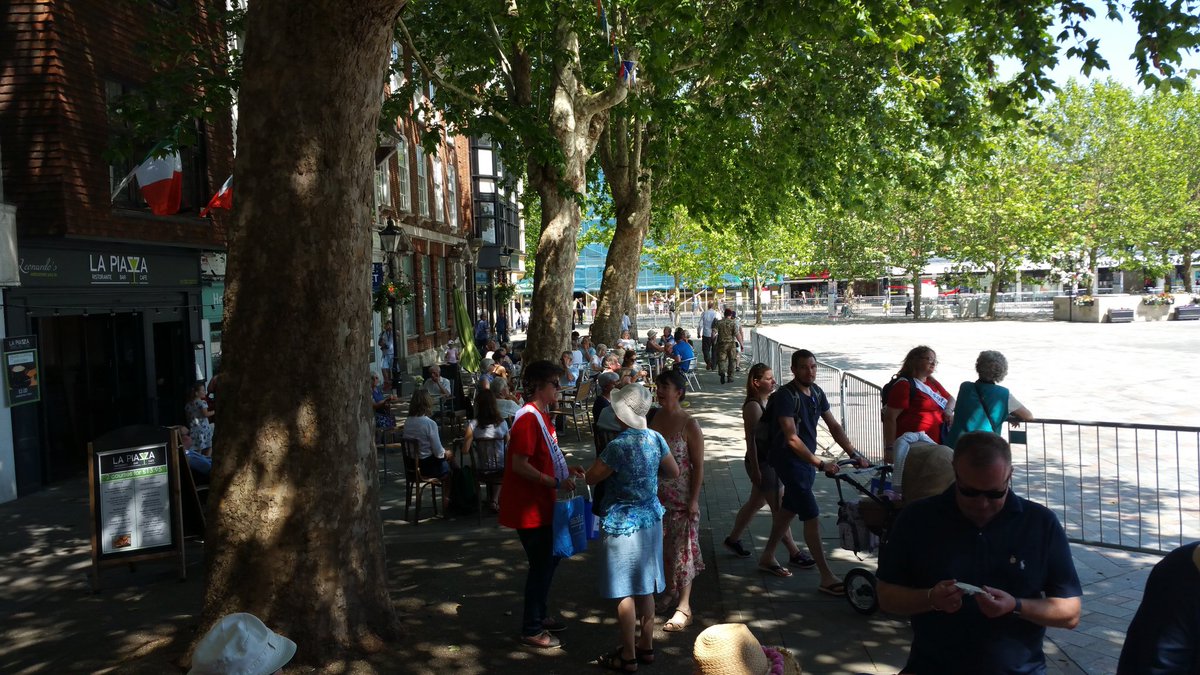 J_CraigLawrence's tweet photo. Great to see #Salisbury vibrant &amp; bustling today. Well done @SalisburyCC for investing in @SalisburyAFD &amp; for giving residents free tickets to the evening events - much appreciated! @VisitSalisbury_ @VisitWiltshire @AboutSalisbury_ @About_Salisbury @WiltshireLife @WiltsCreative https://t.co/GGuXy8Q19K