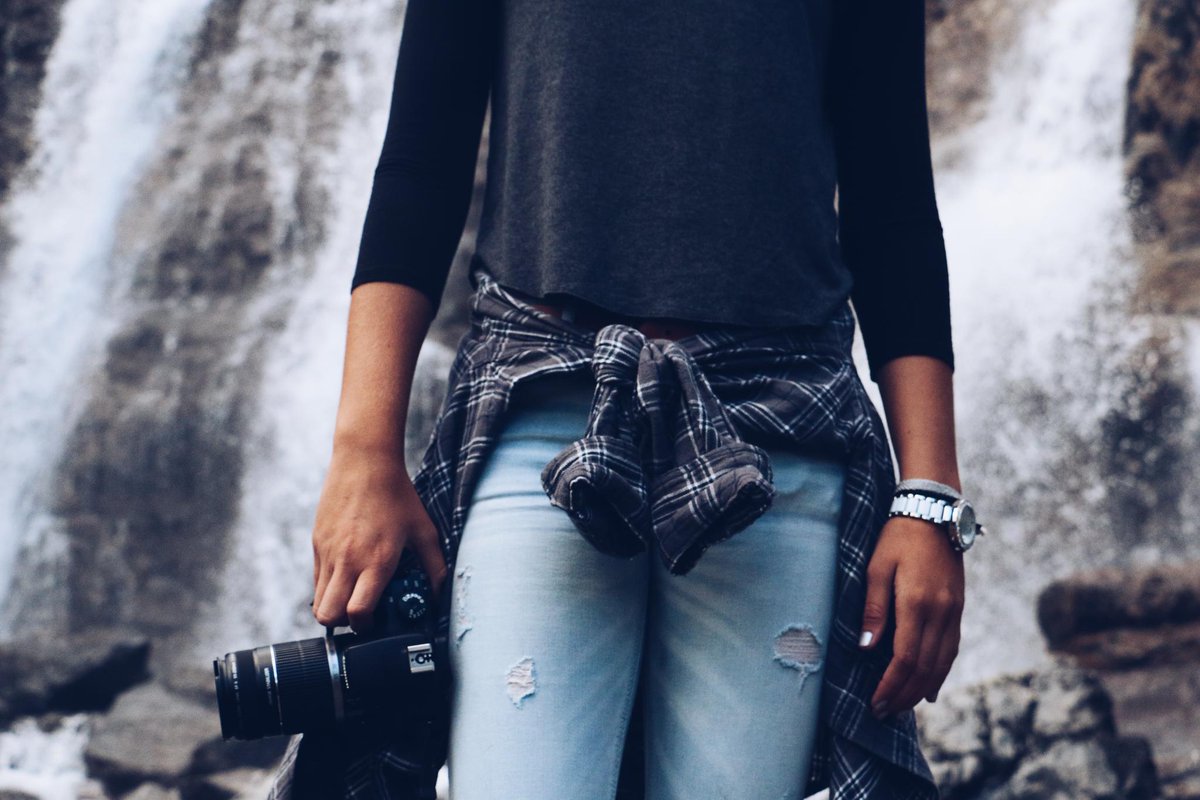 CanonUSA's tweet photo. Happy #NationalCameraDay! Let us know what your favorite camera is in the comments below! https://t.co/SYVud7vd6g