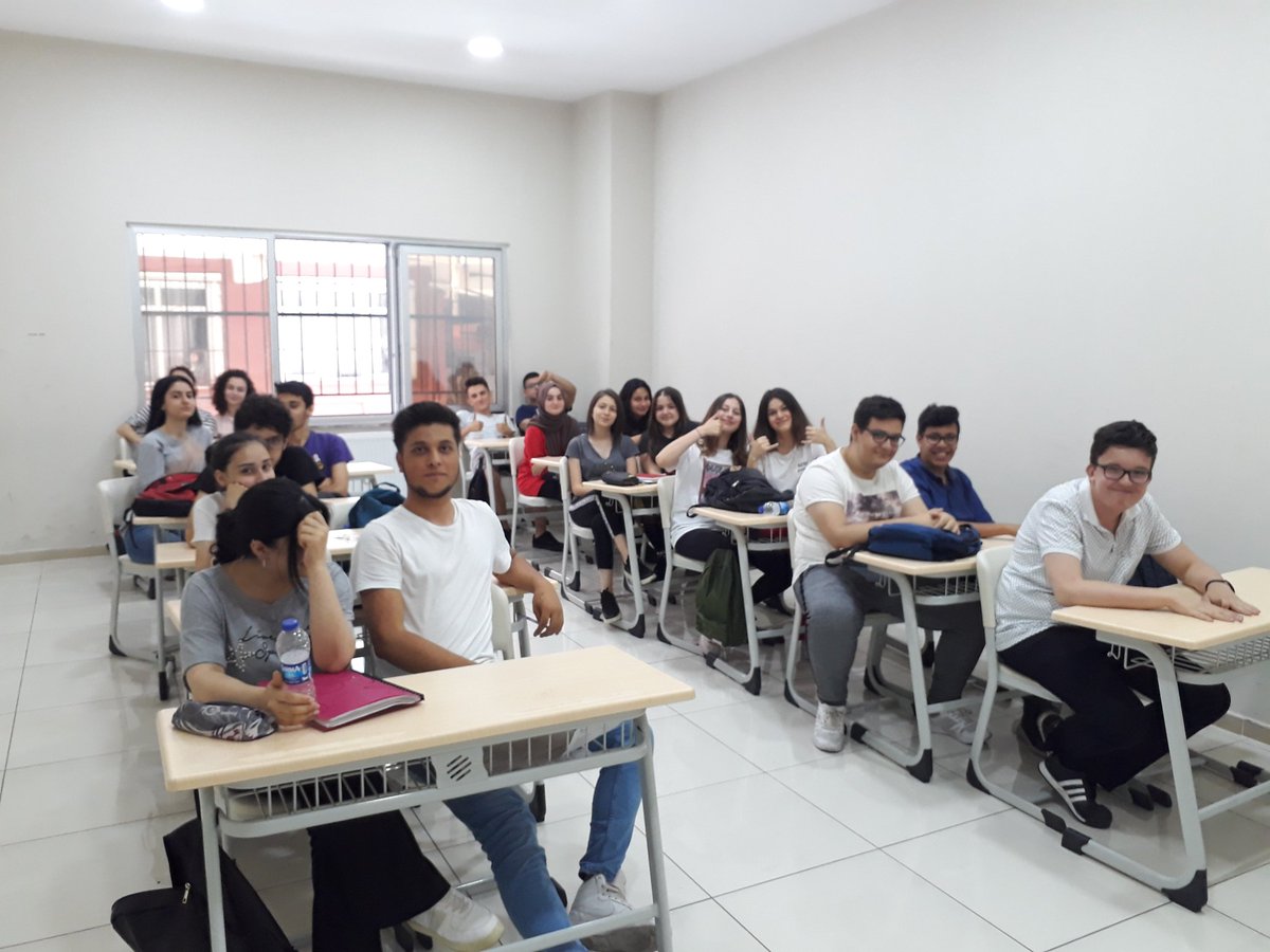 FBesyol's tweet photo. Türkçe-Matematik Tyt Yaz Kursumuz tüm hızıyla devam ediyor. Biz Beşyol Final'de çok iyiyiz.👍#Yazkampı #Tyt2020 #ayt2020 #lgs2020 #Finalegitim #finalokullari https://t.co/MLH5LY6xWO