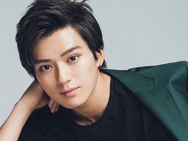 新田真剣佑 弟の名前は眞栄田郷敦 読み方は 苗字が違うのはなぜ きじキジ更新中 F