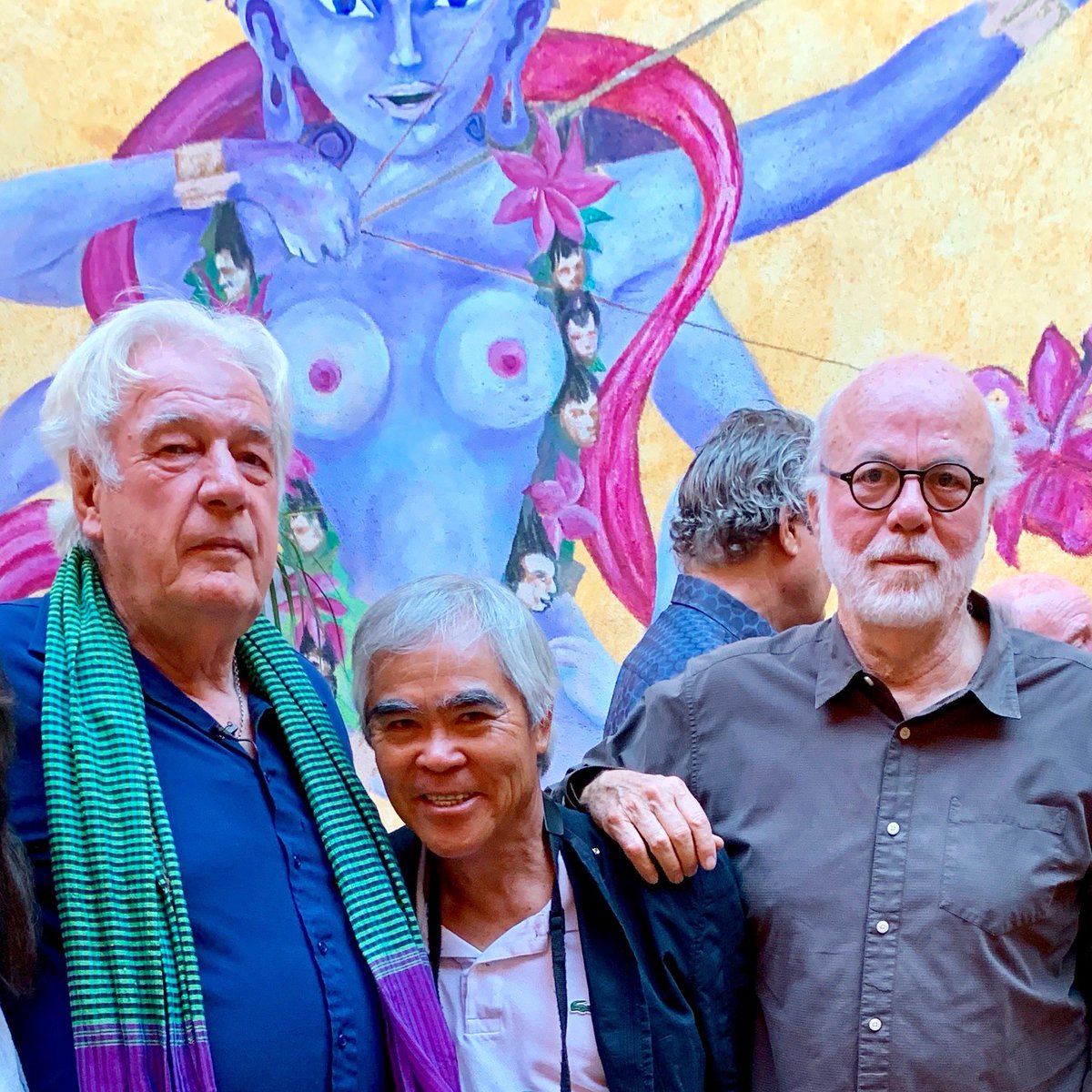 kennerly's tweet photo. With legendary photographers Tim Page and @nickut last night at #electrickarma restaurant in Los Angeles https://t.co/srb5Pl3f4V