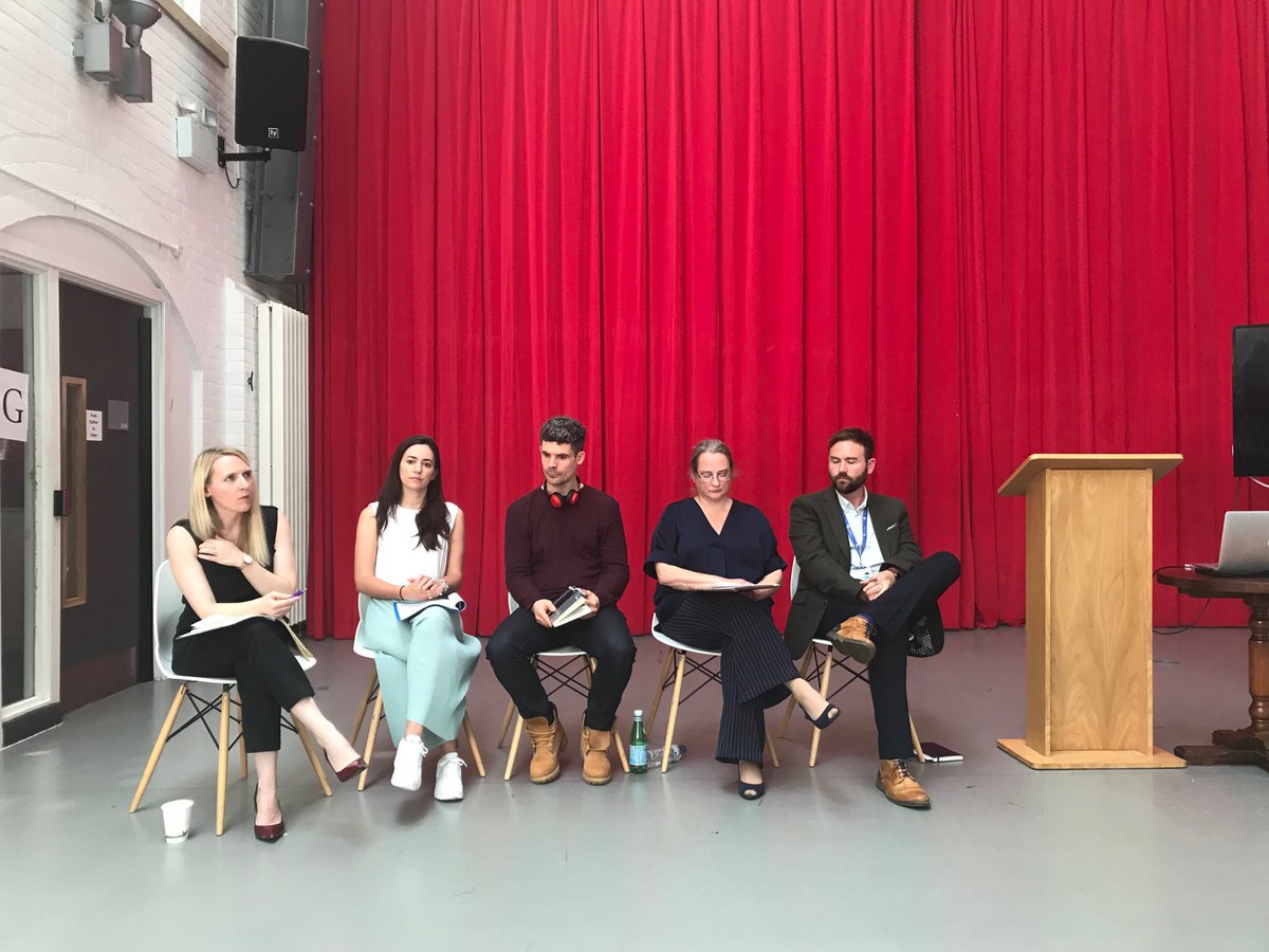 Claire_Heald's tweet image. Asking students to write about a text without giving them enough knowledge about that text is like asking students to dig a hole without giving them a spade says ⁦@NorthbyNorthNfk⁩ #InspiredEnglish #EnglishKnowledge