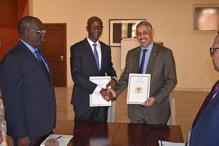 badeabank's tweet photo. An Aide-Mémoire signed between @Badeabank  DG and Tchad Minister of Economy and Development Planning

#AfroArabCoop #BADEAbank #ArabAid #SDGs2030 #Tchad #Chad https://t.co/W0RDZf0DTn