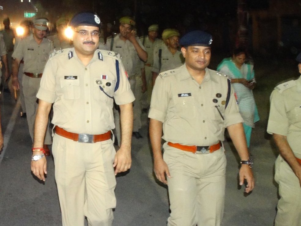 Himanshu Tripathi (@thimanshut) on Twitter photo मुरादाबाद में आईजी के साथ रात में ही भ्रमण पर निकल पड़े एसएसपी <a href="/amitpathak09/">Amit Pathak</a> ji . ऐसे अधिकारी कराते हैं आम आदमी को सुरक्षा का एहसास. <a href="/myogiadityanath/">Yogi Adityanath</a> <a href="/dgpup/">DGP UP</a> <a href="/digmoradabad/">DIG Range Moradabad</a> मुरादाबाद में आईजी के साथ रात में ही भ्रमण पर निकल पड़े एसएसपी <a href="/amitpathak09/">Amit Pathak</a> ji . ऐसे अधिकारी कराते हैं आम आदमी को सुरक्षा का एहसास. <a href="/myogiadityanath/">Yogi Adityanath</a> <a href="/dgpup/">DGP UP</a> <a href="/digmoradabad/">DIG Range Moradabad</a>