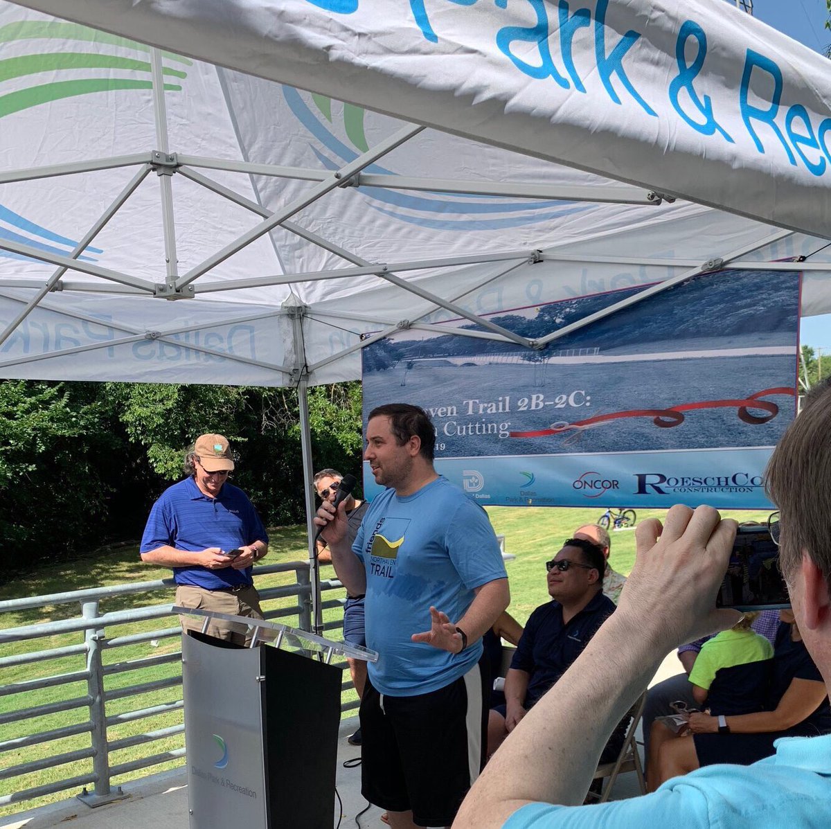 JeffKitner's tweet image. Exciting day as @NorthavenTrail Phases 2B/C officially opened this morning. Thanks to all who helped make this happen. Great to see so many walkers, runners, bikers, kids, and dogs on all trail Phases this morning. 1/