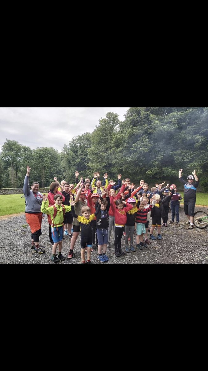 DylanLyness's tweet photo. @_WWPIS @Player_Pathway @Paradigm_Sports @PaulMitchSport @qcoachingc @QPRtrust @QuietThunderFC @russellearnshaw @coachingcoach_ @CoachingManual @SwimUlster @VGAGymnastics @coachgambetta @JvanderB78 @Varchrisp @W_Abrahams @neilayates @YouthFitness @Activeillustr @LFASoccerSchool @_DannyJones10 @garyjohnsonno1 @GaryLaybourne @springburnharrs @_WWPIS End of year bbq before the summer break. Today the kids got to coach their parents  #apollorockets #wwpis #engagingparents #developingcoaching https://t.co/EJ0XWXAstc