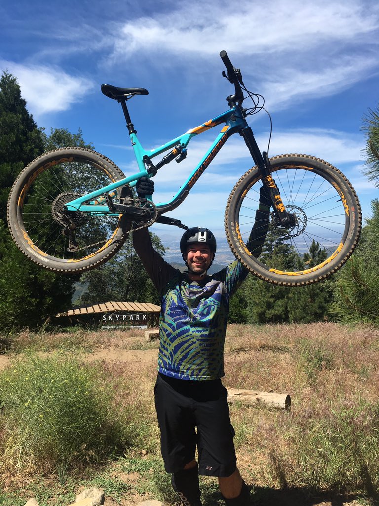 ColdSurf's tweet image. Is this my next bike? @rockymountainbicycles @skyparkbikepark