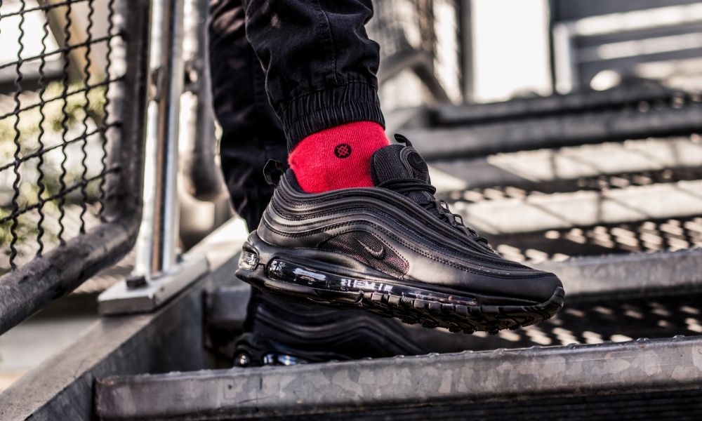 all black air max 97 footlocker