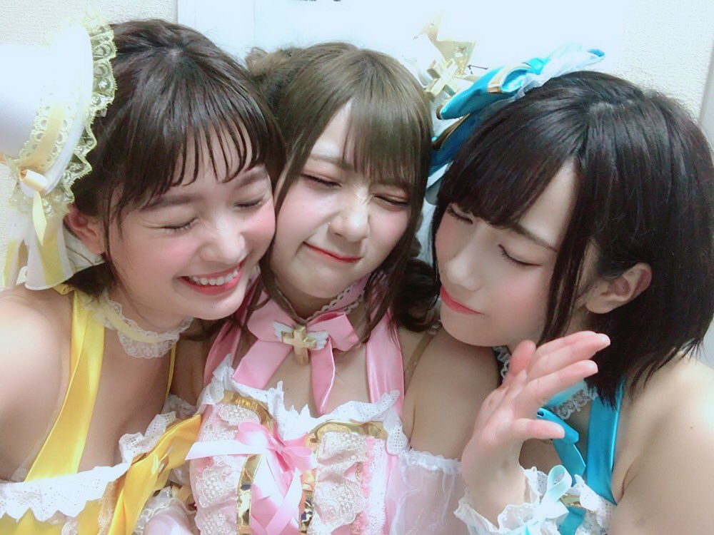Kozakai_Yurie's tweet photo. 本日は、#サークルファイヤー 
ありがとうございました！！

フォリポの初ステージいかがでしたかー？歌も衣装も良かったでしょ？♡
皆、盛り上がってくれて、最高の初ステージでした！！！

本当にありがとう♪
これからもフォーリンポップをよろしくお願いします👼❤️ https://t.co/FJ8VeSSIuE