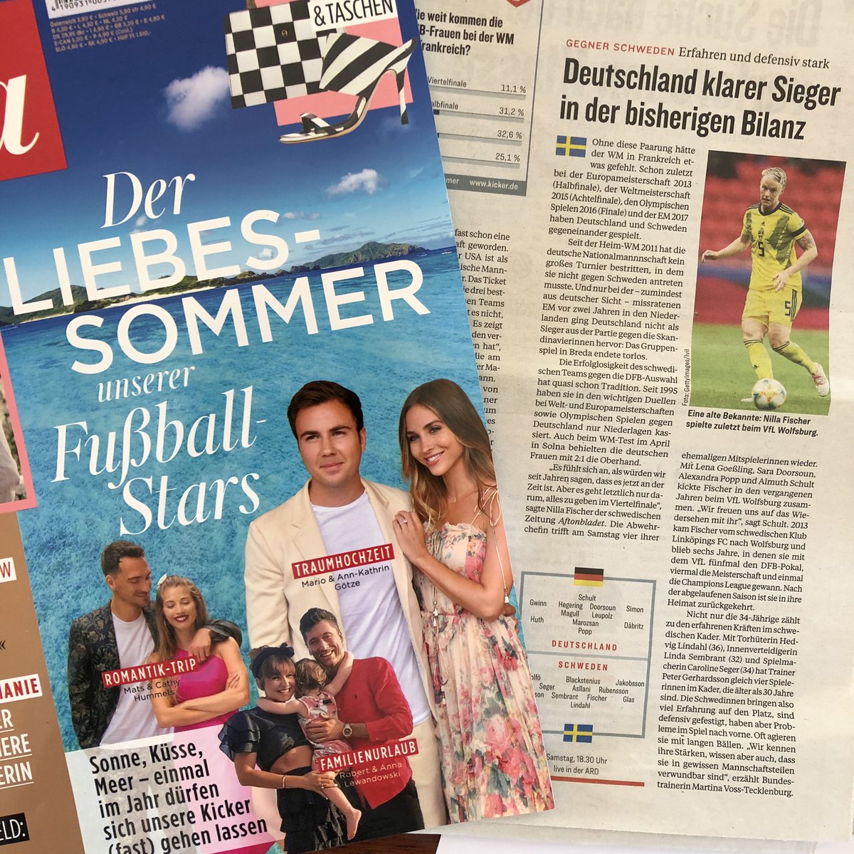 AuswaertigesAmt's tweet photo. Während die Männer @DFB_Team für romantische Schlagzeilen sorgen, machen die @DFB_Frauen heute ernst. AM @HeikoMaas unterstützt im Stadion. Auf geht‘s! 💪 #DEUSWE #WM2018 https://t.co/MnPgfaZYwI