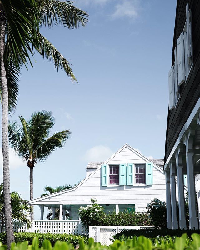 simonewit's tweet image. Current mood! ☀️ The temperature rises and rises. 📈 Ready for a sunny bbq organized by my hubbie and friends. My oldest son is going to tap beer for the guests for the first time in his life. So It’ll be a happy foam party before we know it 😉! #baham… ift.tt/2JqVtUf