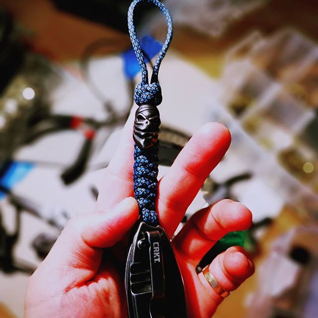specialkdj's tweet photo. #EDC #everydaycarry #EDCers #ParacordKeychain #EverydayCarryGear #CRKT https://t.co/Esbm2bmT0S https://t.co/EXJ0tGhRrA