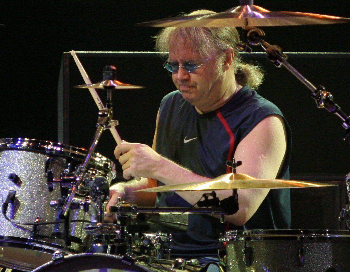 Happy Birthday to Ian Paice. =) 