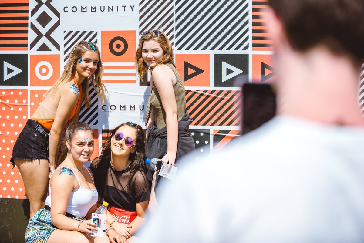communityLDN's tweet photo. Want to be featured on the official #CommunityLDN19 account? Share your pics with the #CommunityLDNers! π·β https://t.co/xYQmJeJVTA