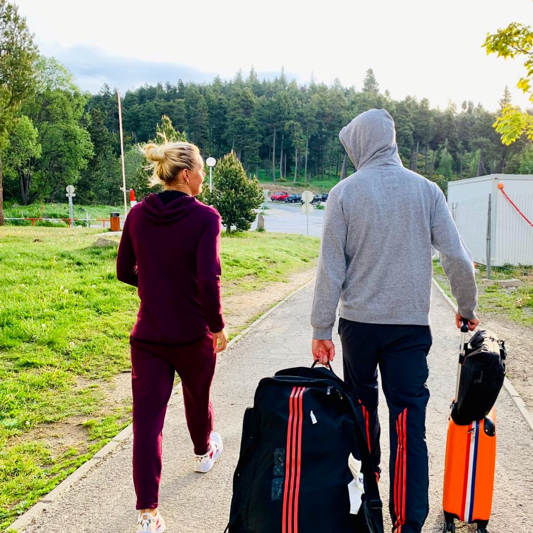 SvRouwendaal's tweet image. Bags are packed! Leaving to Taipei for one week, that's the last step before flying to 🇰🇷 for the World Championships! 
•
📷: @yasunari_hirai 
•
#letsgo #laststep #worldchampionships #southkorea #openwater #swimming #openwaterswimmingcouplegoals #TeamNL
