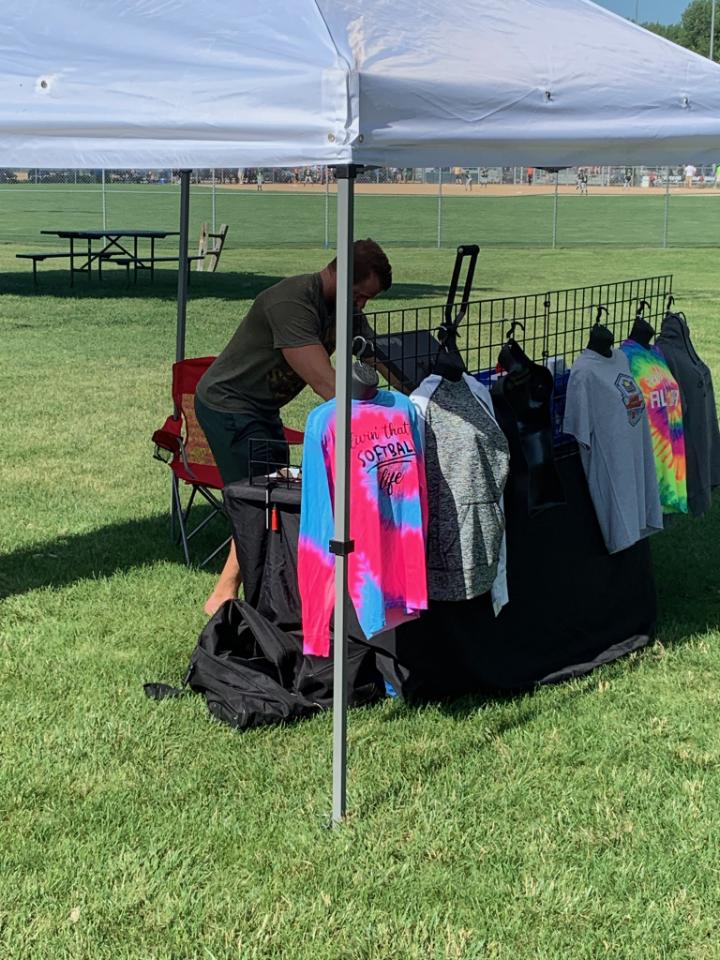 1Sefsa's tweet photo. Tshirt sales https://t.co/8YDVIvzEhC