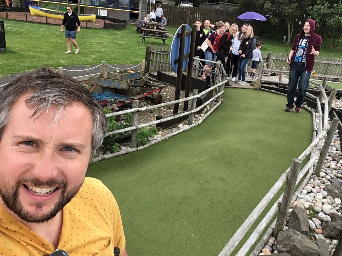 Playing Crazy Golf after leading my session on Hearing Gods Calling with <a href="/ONEProgramme/">ONE Programme - moved to @YAMethodist</a> Opportunity North East Region. Let’s hope I beat them!!