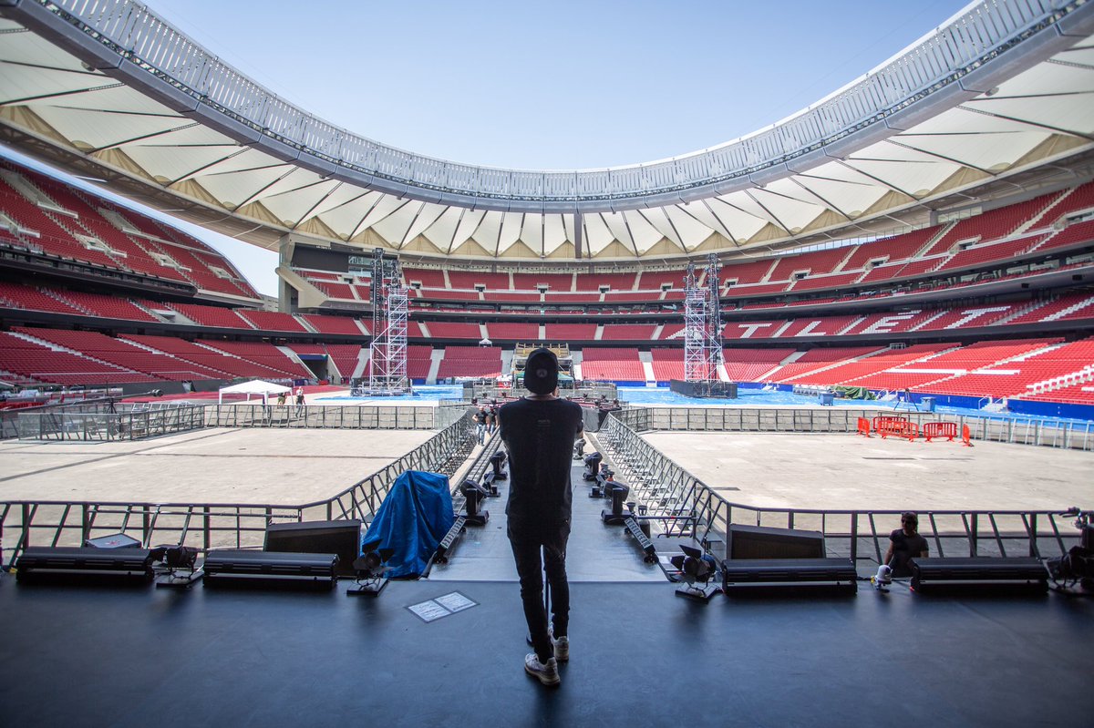 manuelcarrasco_'s tweet photo. Hoy es el día...

#madrid #concierto #giralacruzdelmapa❌ @wandametropolitano https://t.co/pmlkckl29T