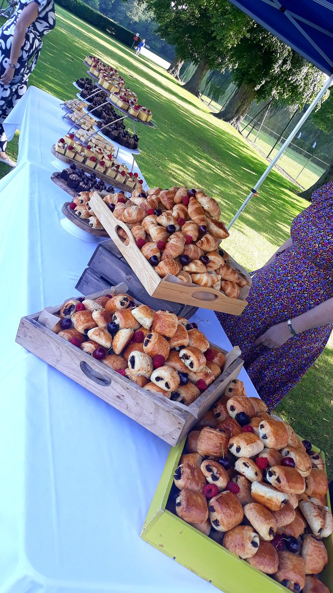 Oli Cullingworth (@olicullers) on Twitter photo Great <a href="/GreshamHowe/">Holroyd Howe Gresham’s</a> work for an unbelievably hot speech day <a href="/Greshams_School/">Gresham's School</a>. Amazing job by <a href="/masterchef1979/">Johno gardiner</a> <a href="/chefbenji64/">Ben Cook</a> <a href="/SBarbo19/">Seb Barboteau</a> <a href="/OxfordAndrew/">Andrew Oxford</a> <a href="/Rachael48432853/">Rachael Wilson</a>! Well done everyone!! <a href="/rharte31/">Ronan Harte</a> <a href="/HolroydHowe/">Holroyd Howe</a> Great <a href="/GreshamHowe/">Holroyd Howe Gresham’s</a> work for an unbelievably hot speech day <a href="/Greshams_School/">Gresham's School</a>. Amazing job by <a href="/masterchef1979/">Johno gardiner</a> <a href="/chefbenji64/">Ben Cook</a> <a href="/SBarbo19/">Seb Barboteau</a> <a href="/OxfordAndrew/">Andrew Oxford</a> <a href="/Rachael48432853/">Rachael Wilson</a>! Well done everyone!! <a href="/rharte31/">Ronan Harte</a> <a href="/HolroydHowe/">Holroyd Howe</a>