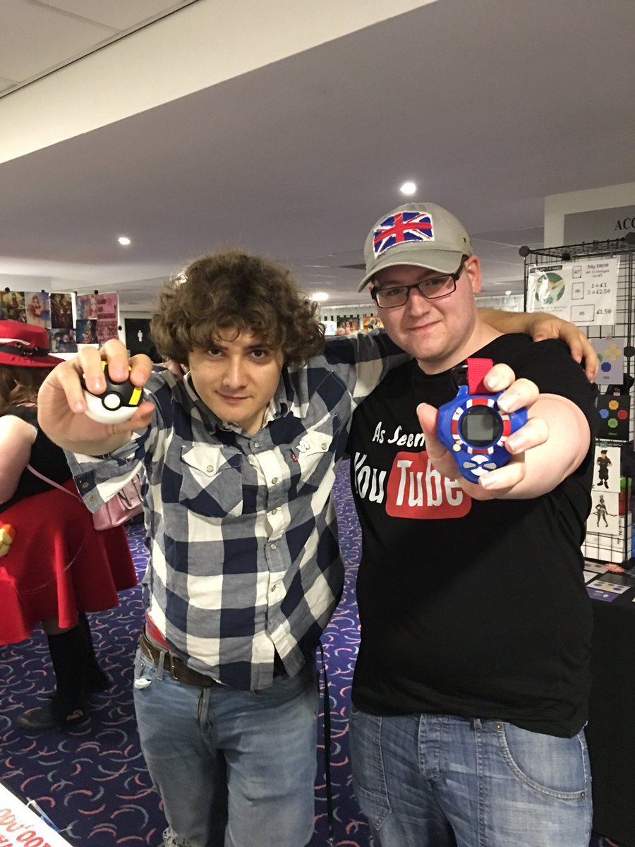 unionjackranger's tweet photo. I got meet @BirdKeeperToby - #digimon & #pokemon #youtubers unite ๐
#UJcrew #PokemonGO #PokemonGOfriends #PokemonMasters #digimonfrontier #digimontri #digimonadventure https://t.co/Q9Wdm6dZSt