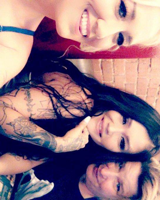 @alanaevansxxx @hollylynrup https://t.co/DHsNSgLcPs<a class="tags" href="/tag/alanaevansxxx">@alanaevansxxx</a><a class="tags" href="/tag/hollylynrup">@hollylynrup</a><a href="/tag/wizkhalifa"class="tags"><span>#wizkhalifa</span></a><a href="/tag/madeforthepole"class="tags"><span>#madeforthepole</span></a><a href="/tag/blubuccsclan"class="tags"><span>#blubuccsclan</span></a><a href="/tag/hi"class="tags"><span>#hi</span></a>