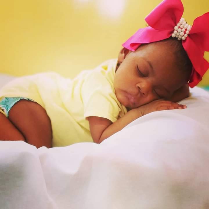 da_mimu's tweet photo. Nossa Modelo 👧🎀 usando essa lindeza laço Alice com miolo de pérolas na meia de seda😍🎀#mimusdamemi #laçoalice #muitomimu #tudoparasuaprincesa  #lindoslaços
#laçocomperola  #mimusdamemy  #feitocomamor Meninas agora estamos no Insta segue lá 👉mimusdamemy😉 https://t.co/ImVhquztWq