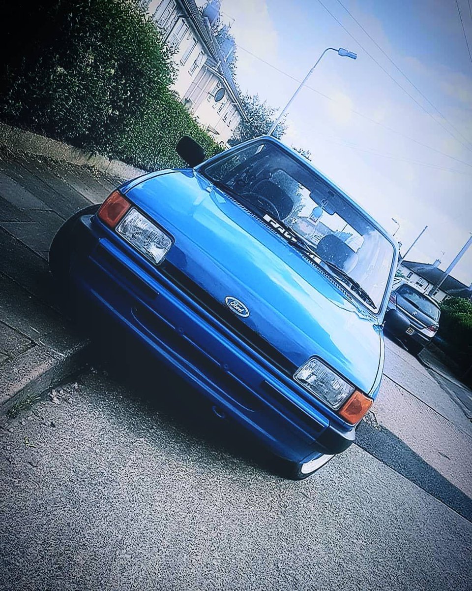 Ford Fiesta Mk2

📷: kayemm_x

#heritageford #classiccar #classicford #mk2fiesta #fordscene #fordowners #fordfiestamk2 #retroboi #retroford #oldschoolford #oldskoolsociety #cargirls #compomotive #modifly #modifiedgirls #mallorypark #certifiedshitbox #inrustwetrust