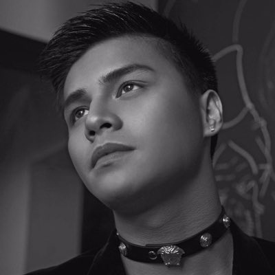 RonnieHASHTAGS's tweet photo. #NewProfilePic https://t.co/jnW5uoi3OJ